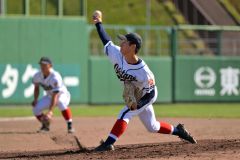 【Aブロック準決勝・帯大谷―帯三条】粘投する帯大谷の泉映甫投手