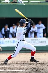【Aブロック代表決定戦・帯大谷-白樺学園】帯大谷は2回1死満塁で土屋湧雅が中前適時打を放ち2-1と勝ち越す