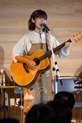 流さんが５０歳の節目、デビュー２５周年を記念して地元ライブ 4
