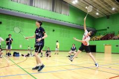 ２部優勝向日葵オイルの河田亜胡主将（右）・大下伯組