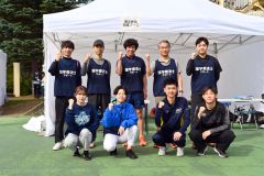 選手のケアは任せて-。会場には理学療法士たちがスタンバイ(金野和彦撮影)