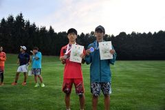 男子ダブルス準優勝に輝いた松田梨玖(左、道科学大高2年―帯八千代中出)と3位の竹市泰士(とわの森三愛2年―帯八千代中出)。帯八千代中時代は、ペアを組んでいた2人