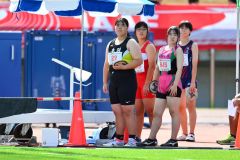 【U16女子円盤投げ・決勝】試技の出番を待つ佐藤希夢(本別中3年)