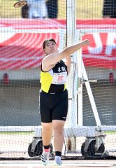 【U16女子円盤投げ・決勝】29メートル23を投げ、13位の佐藤希夢(本別中3年)の力強い投てき