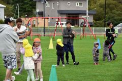お父さんと競技にハッスル 陸別保育所「お父さん会」運動会 15
