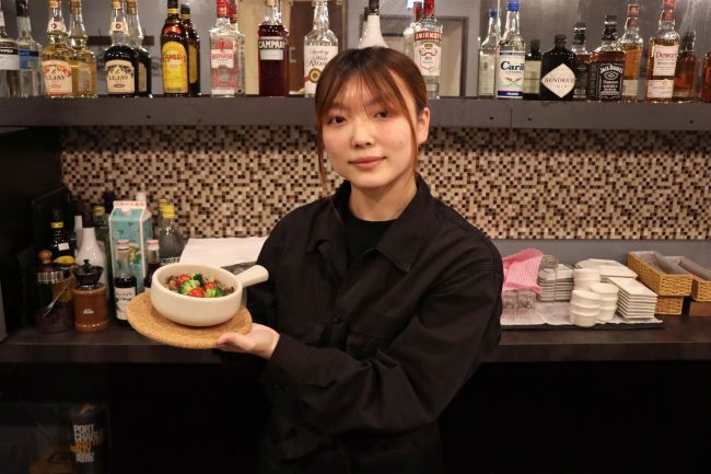 夜の街に「バル」開店　地元食材と酒提供　上士幌