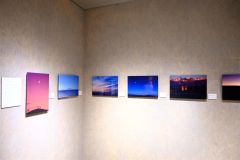 イラストや似顔絵、造形も 27日まで生嶋久美子展 2