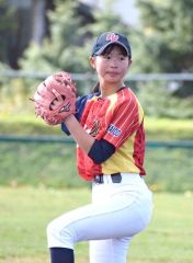 【決勝・グラティアスウイッシュBC―札幌ブルーシェジュニア】グラティアスウイッシュBCは四回、塚林が継投し二回を被安打1、二奪三振で1失点だった