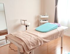 ［新品未使用］サロン／鍼灸院／施術室一式分 施術専用レンタルサロン simple西荻窪