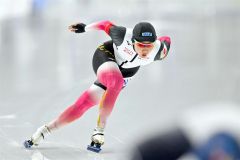 【女子500メートル】最終コーナーに入るる山根佳子(金野和彦撮影)