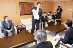 元日本YEG会長、國枝さん死去に惜しむ声 4